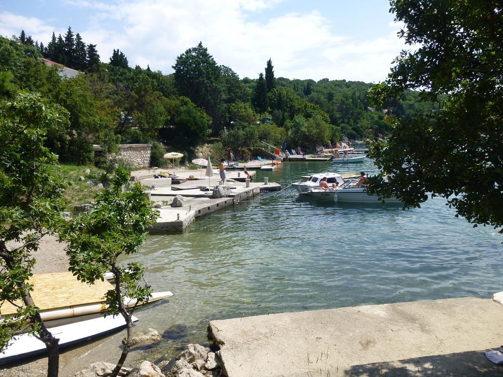 Apartments Villa Rosmarin Omišalj Zewnętrze zdjęcie