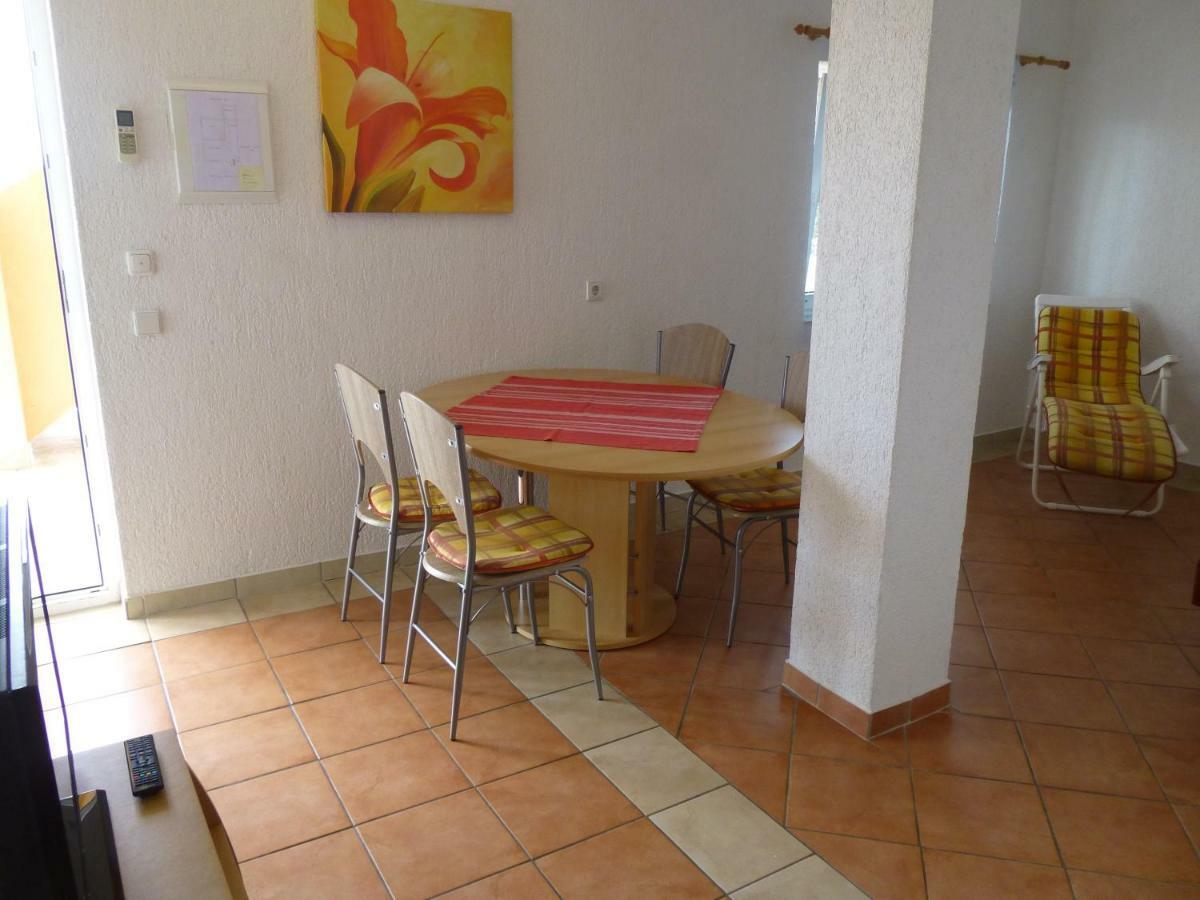 Apartments Villa Rosmarin Omišalj Zewnętrze zdjęcie