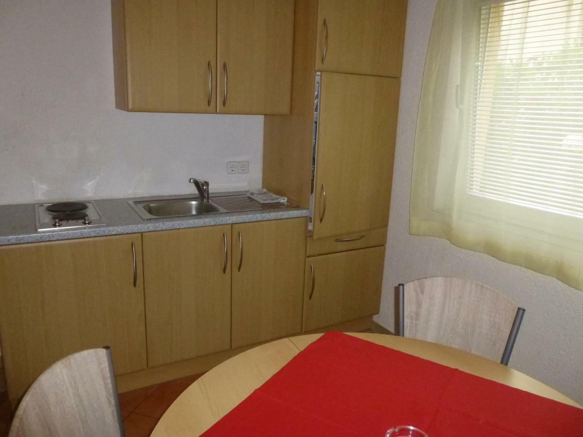 Apartments Villa Rosmarin Omišalj Zewnętrze zdjęcie